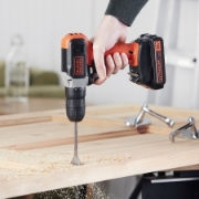 صورة Black and Decker Cordless Drill Driver