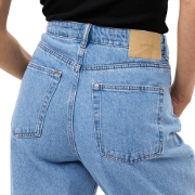 صورة High Waisted Straight Leg Jeans